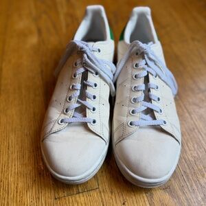 ADIDAS STAN SMITH- SIZE 8 I/2